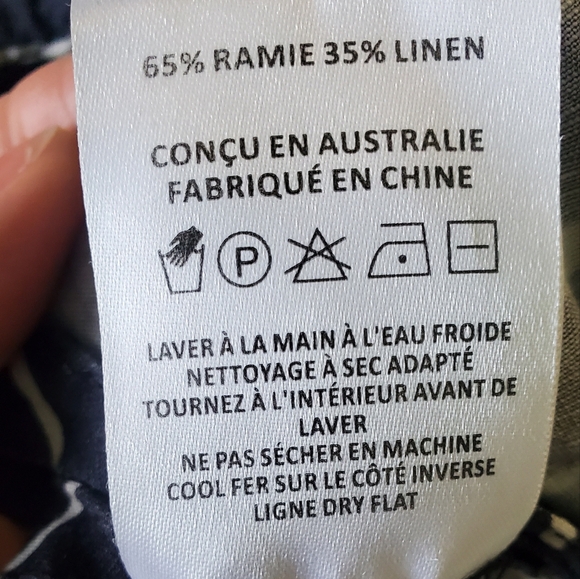 Third form linen crop top - Picture 7 of 7